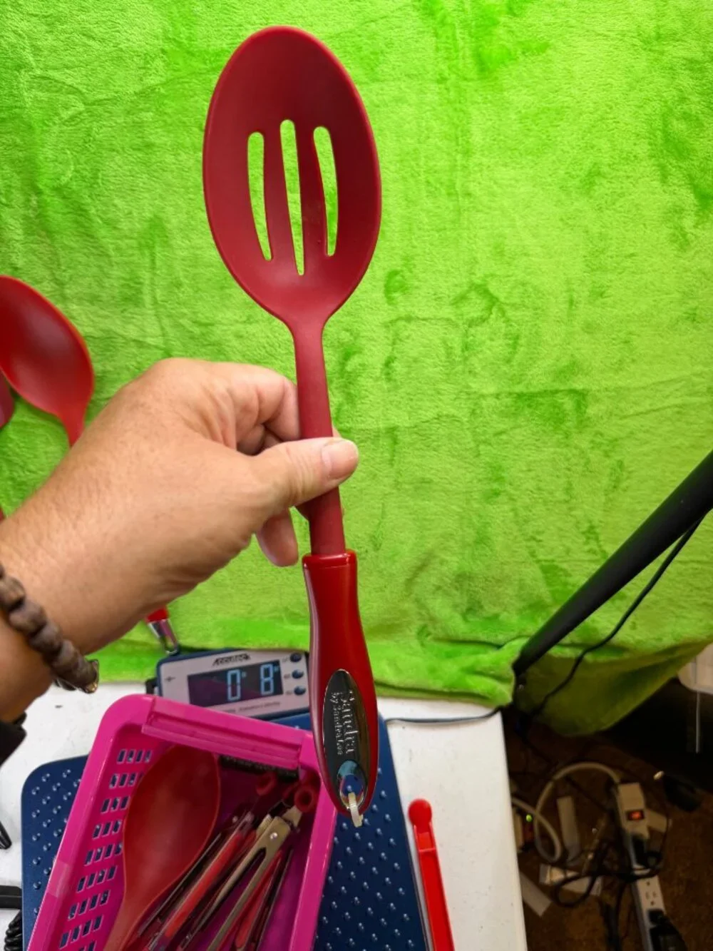 Sandra Lee 8pc Red Nylon Kitchen Utensil Set + Basket Spatula Spoon Tongs